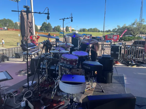 Backline equipment photo 6