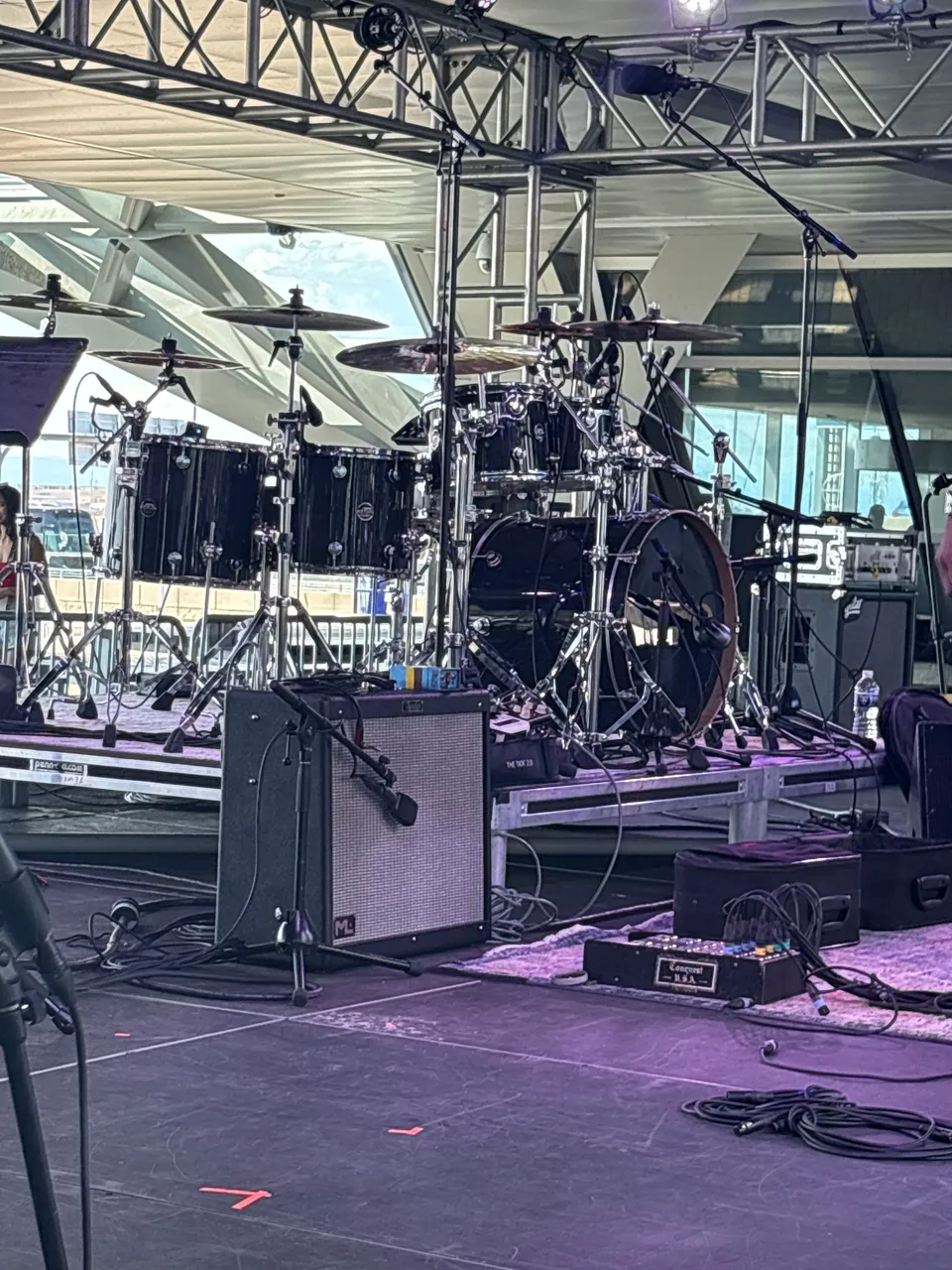 C & L Backline equipment and stage setup, photo 21