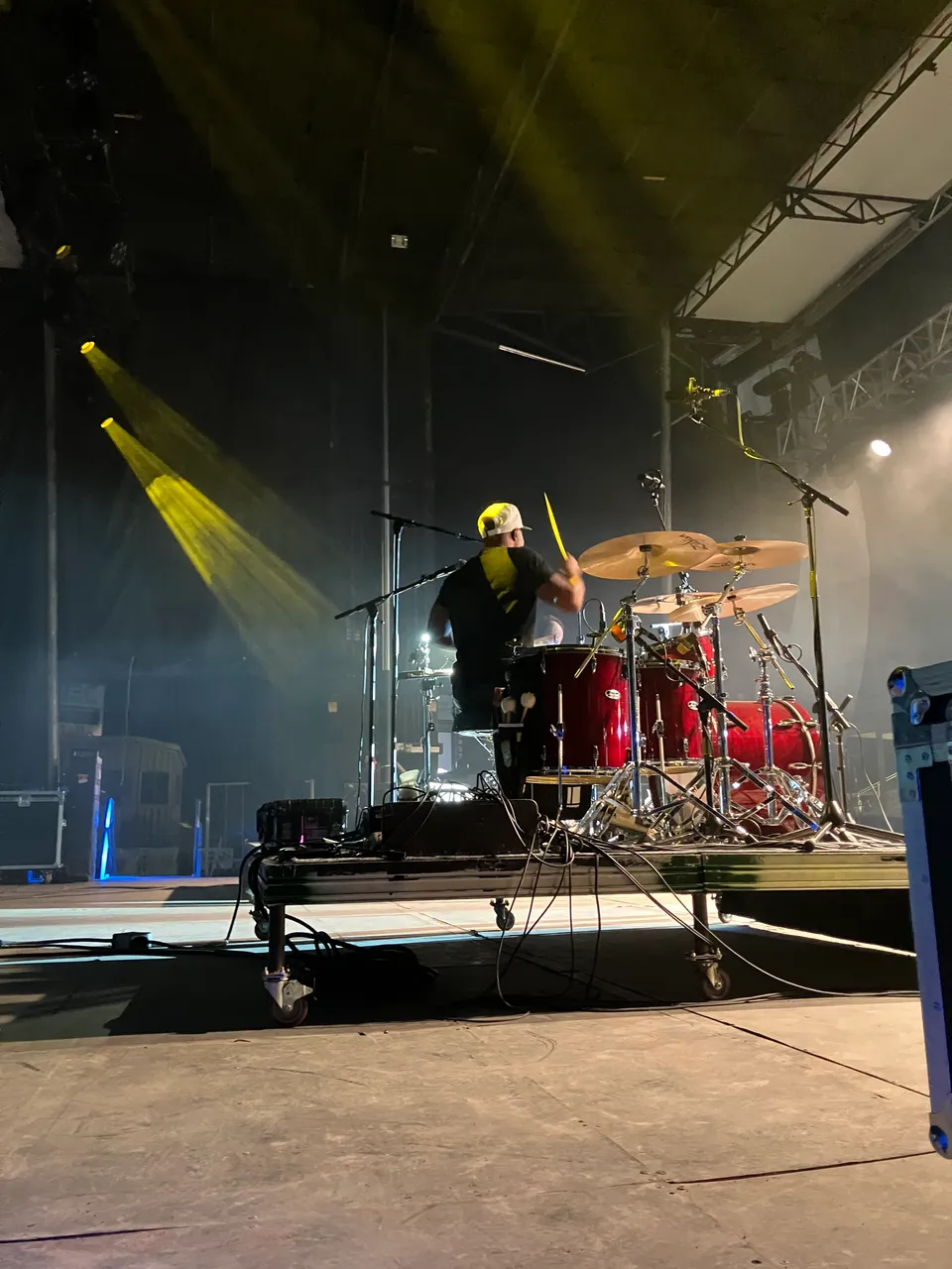 C & L Backline equipment and stage setup, photo 24